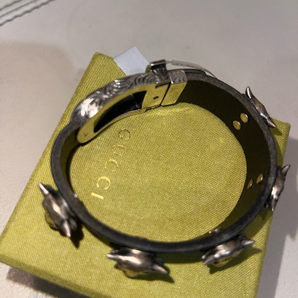 Gucci Anger Forest Aged Sterling Silver and Black Leather Bull Heads Bracelet - Picture 5 of 8